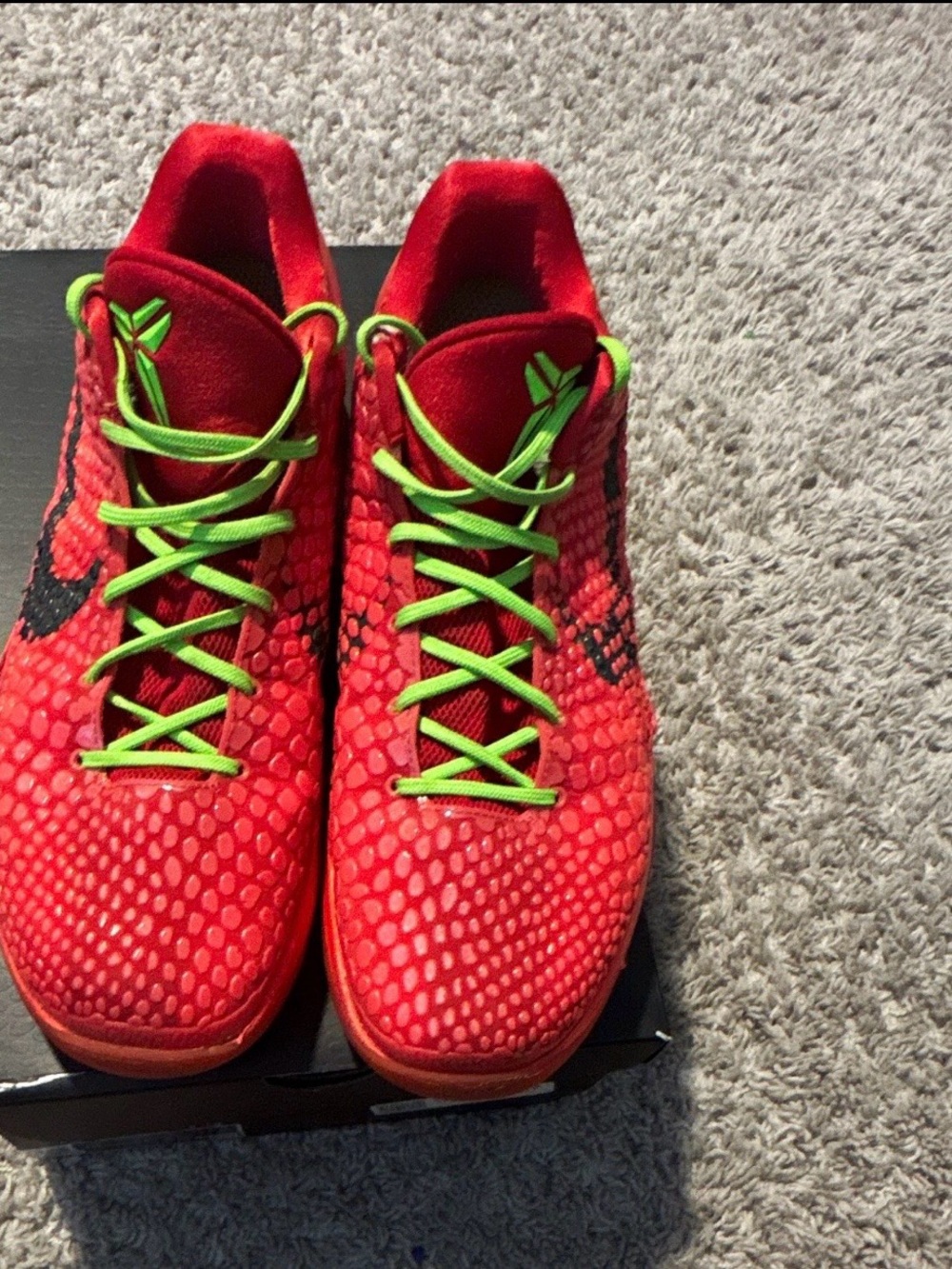 Kobe 6 reverse grinch size 14